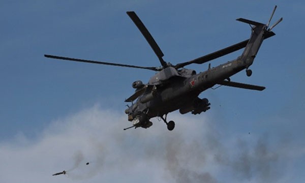 Trực thăng quân sự Nga tham gia một cuộc tập trận ở Crimea hồi tháng 9. Ảnh:AFP