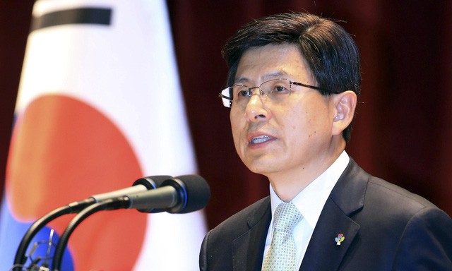 Thủ tướng Hwang Kyo-ahn (Ảnh: KRT)