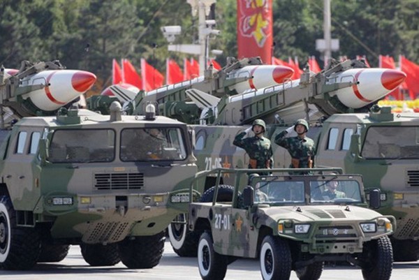 Vũ khí Trung Quốc vẫn không nhận được sự tin tưởng củakhách hàng nước ngoài. Ảnh:USNI.