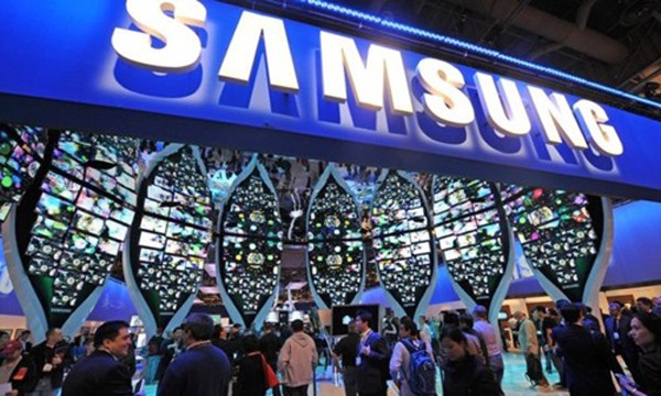 Nhu cầu sản phẩm bán dẫn và màn hình sẽ giúp Samsung lãi lớn. Ảnh:AFP