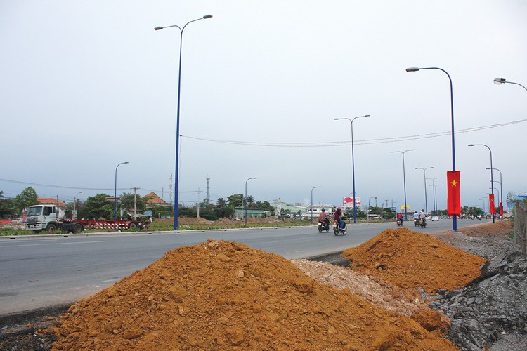 Việc đầu tư xây dựng tuyến đường kết nối từ đường Bùi Hữu Nghĩa đến Quốc lộ 1K thuộc trách nhiệm của tỉnh Đồng Nai. Ảnh: Tiên Giang