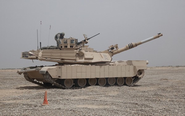 Một xe tăng M1A2 của quân đội Mỹ tại Iraq. Ảnh:Dmitry Shulgin.


