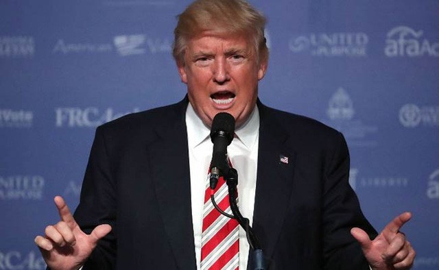 Tổng thống Mỹ Donald Trump chỉ trích tòa án "nặng về chính trị". (Ảnh minh họa: AFP)