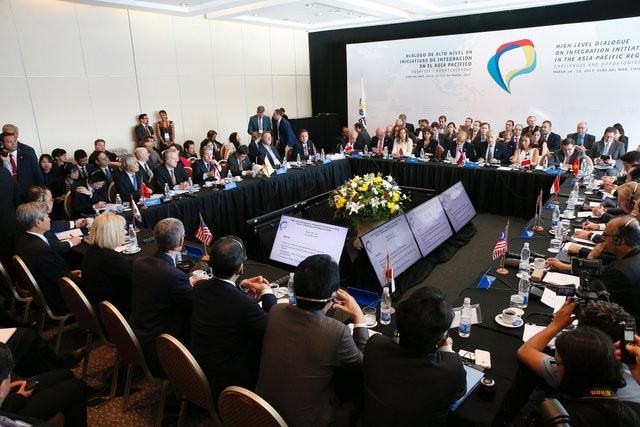 Đại diện các nước tham gia hội nghị tại Chile ngày 15/3 (Ảnh: Reuters)