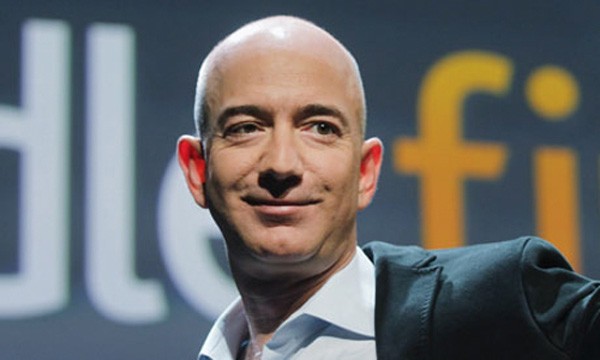Không tỷ phú nào có một năm tốt hơn CEO Amazon -Jeff Bezos.
