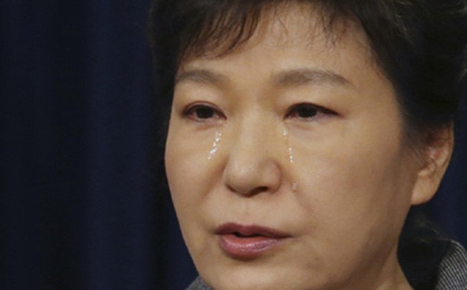 Cuộc đời bi kịch của bà Park Geun-hye từ Nhà Xanh tới song sắt nhà lao