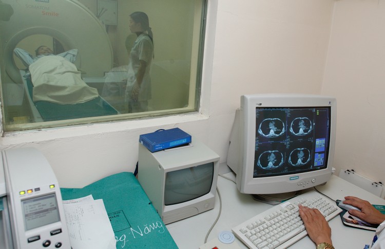 Theo Hợp đồng ký giữa Bệnh viện Đa khoa Hà Tiên và Công ty TMT, máy CT Scanner do Công ty TMT đầu tư có giá 7 tỷ đồng. Ảnh: Nhã Chi