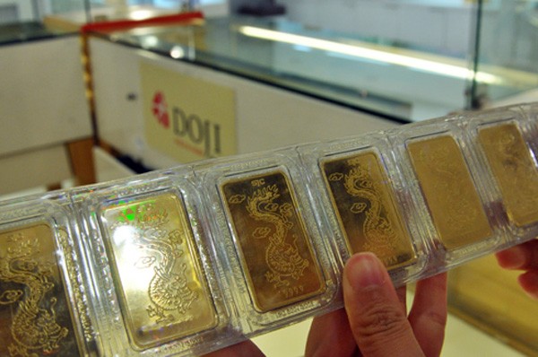 Giá vàng miếng trong nước sáng nay tăng theo thị trường thế giới.