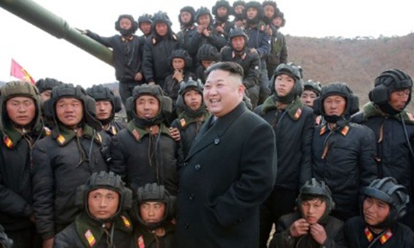 Nhà lãnh đạo Kim Jong-un thăm một đơn vị quân đội Triều Tiên. Ảnh:KCNA