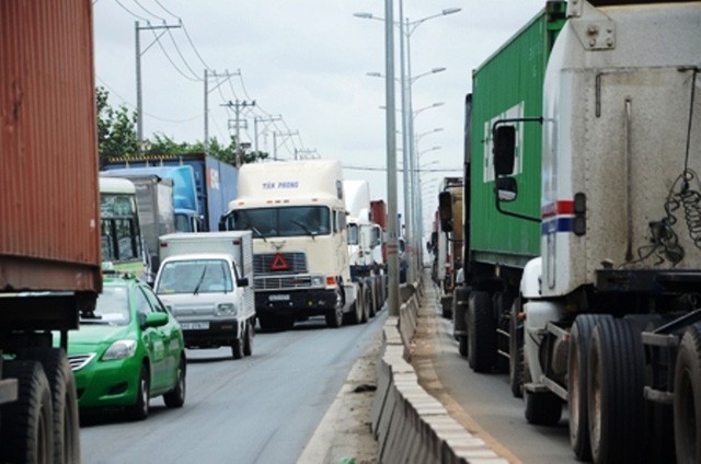 Khép kín Vành đai 2 giúp khắc phục tình trạng ùn tắc giao thông đang rất nghiêm trọng ở khu vực phía Đông thành phố.