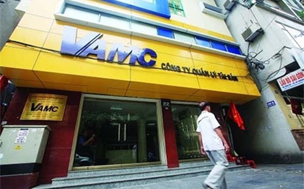 Sau khi Vietcombank đã xóa sạch nợ xấu của mình tại VAMC vào cuối 2016, từ 2017 có triển vọng thêm một số thành viên tiếp bước, đi sớm hơn lộ trình dự kiến chủ động xử lý nợ xấu.