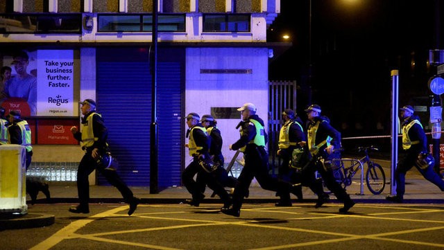 9 người chết trong hai vụ tấn công khủng bố liên tiếp ở London