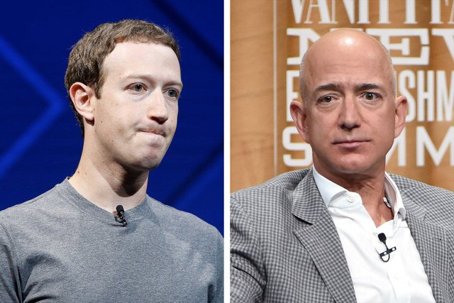 Tỷ phú Mark Zuckerberg, CEO Facebook và tỷ phú Jeff Bezos, CEO Amazon. (Nguồn: Time)