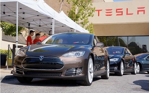 Tesla trở thành nhà sản xuất xe lớn thứ 4 thế giới về vốn hóa - Ảnh: Tesla.