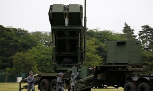 Lực lượng Phòng vệ Nhật Bản triển khai tên lửa PAC-3. Ảnh:Reuters