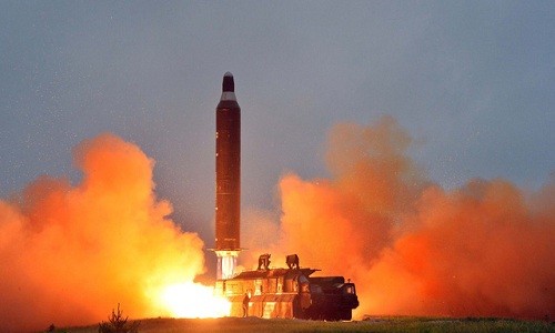 Một vụ phóng thử tên lửa đạn đạo của Triều Tiên. Ảnh:KCNA.