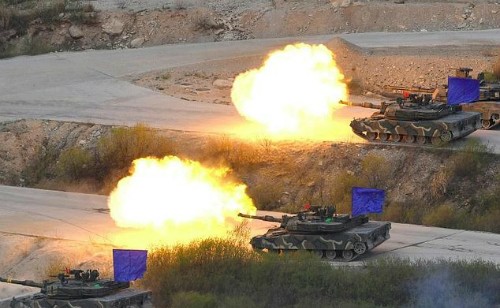 Mỹ - Hàn tập trận chung hồi tháng 4. Ảnh:AFP