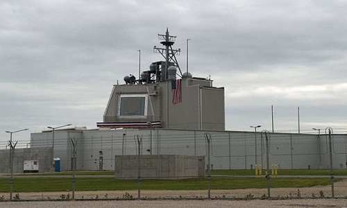 Một hệ thống phòng thủ tên lửa trên mặt đấtAegis Ashore của Mỹ. Ảnh:Military.