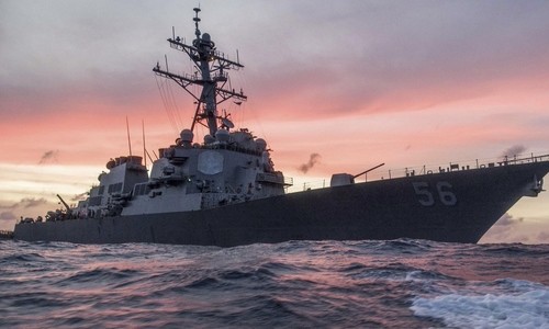 Tàu khu trục tên lửa dẫn đường John S. McCain của Mỹ hồi tháng một tuần tra ở Biển Đông. Ảnh:Hạm đội 7.