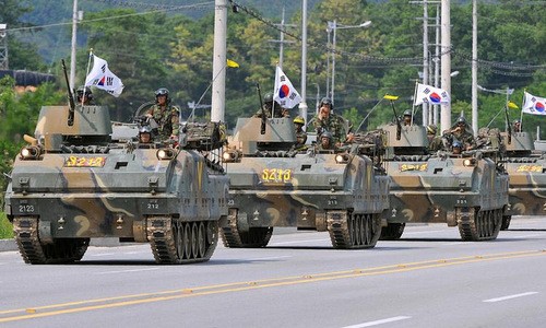 Binh sĩ Hàn Quốc tham gia diễn tập cơ động lực lượng. Ảnh:Pinterest.