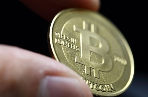 Các hoạt động phát hành tiền ảo để huy động vốn của các startup tại Trung Quốc bị cấm, kéo đồng Bitcoin rơi tự do. Ảnh:Bloomberg.