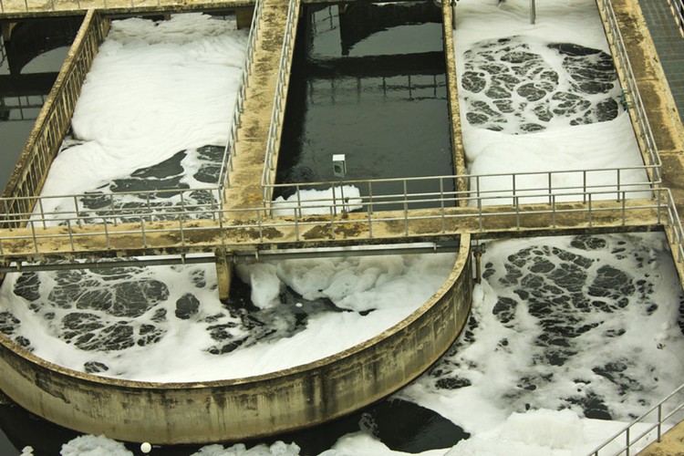Dự án Xây dựng Nhà máy Xử lý nước thải rạch suối Nhum theo hình thức PPP có công suất 65.000 m3/ngày đêm. Ảnh: Mai Anh