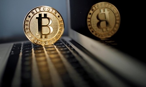 Bitcoin hiện là tiền ảo được sử dụng phổ biến nhất thế giới. Ảnh:Reuters