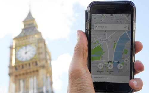 Việc Uber bị tước giấy phép hoạt động ở London diễn ra sau một loạt thách thách mà hãng này vấp phải trong mấy tháng gần đây - Ảnh: Reuters.