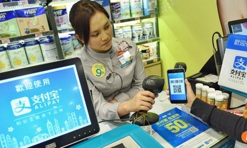 Dịch vụ thanh toán điện tử của Alipay đang mở rộng tại châu Á. Ảnh:SCMP