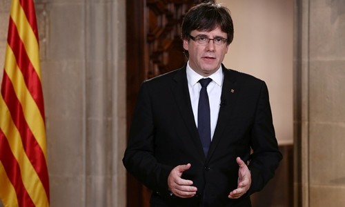 Ông Carles Puigdemont, lãnh đạo Catalonia. Ảnh:Reuters.
