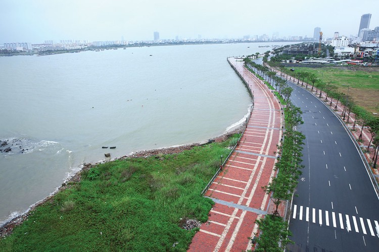 Gói thầu: “Thi công xây lắp công trình giao thông, thoát nước” tại Đà Nẵng nhận được sự quan tâm của nhiều nhà thầu. Ảnh: Nhã Chi