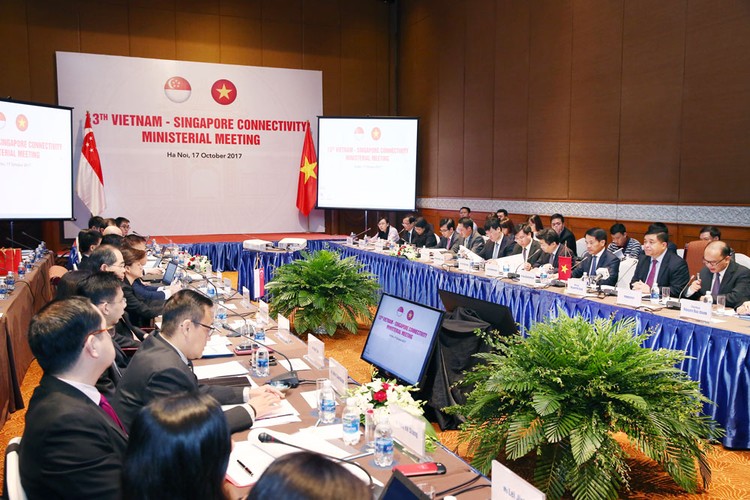 Hội nghị khẳng định hợp tác kinh tế Việt Nam - Singapore đã phát triển mạnh mẽ trên cả 6 lĩnh vực hợp tác. Ảnh: Lê Tiên