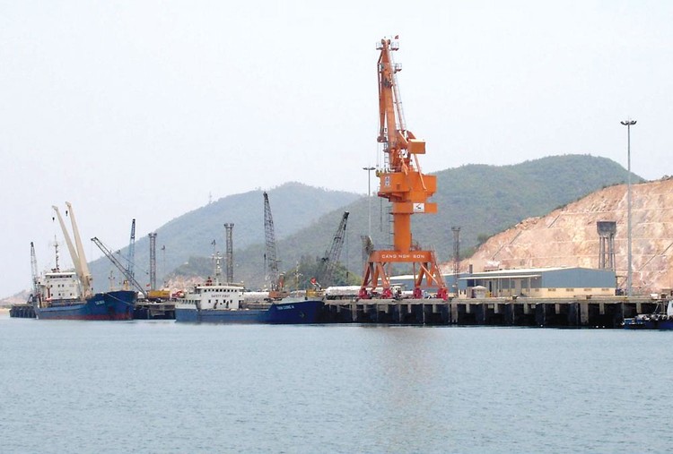 Theo tính toán của Bộ GTVT, tổng mức đầu tư của Dự án Cải tạo, nâng cấp luồng tàu vào cảng Nghi Sơn theo hình thức PPP là 272,86 tỷ đồng. Ảnh: Gia Thành