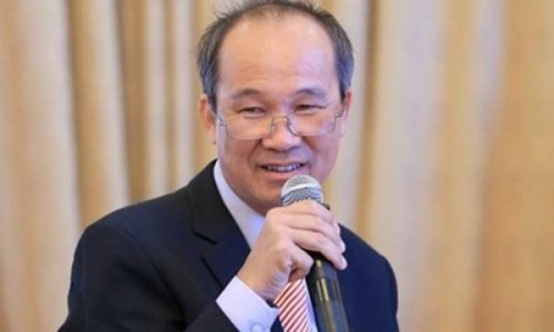 Ông Dương Công Minh đăng ký mua thêm 1,2 triệu cổ phiếu Sacombank. Ảnh:PV.
