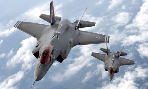Tiêm kích F-35, dòng máy bay đắt đỏ nhất của không quân Mỹ. Ảnh:Military.