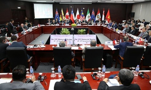 Bộ trưởng các nước TPP trong phiên họp sáng nay. Ảnh:Reuters