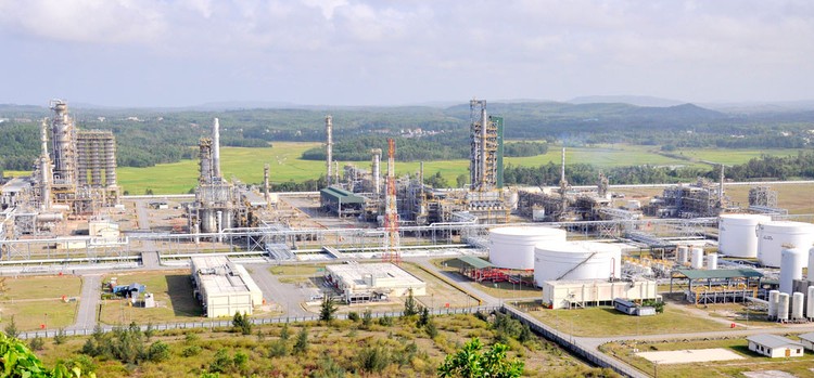 BSR đang quản lý, vận hành Nhà máy Lọc dầu Dung Quất, nơi sản xuất ra các sản phẩm sử dụng trong cuộc sống và sản xuất là mặt hàng xăng dầu