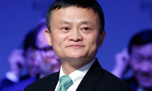 Jack Ma hạnh phúc hơn khi là một giáo viên với đồng lương ít ỏi vì ở vai tròtỷ phú, ông mang nhiều trách nhiệm. Ảnh:CNBC.