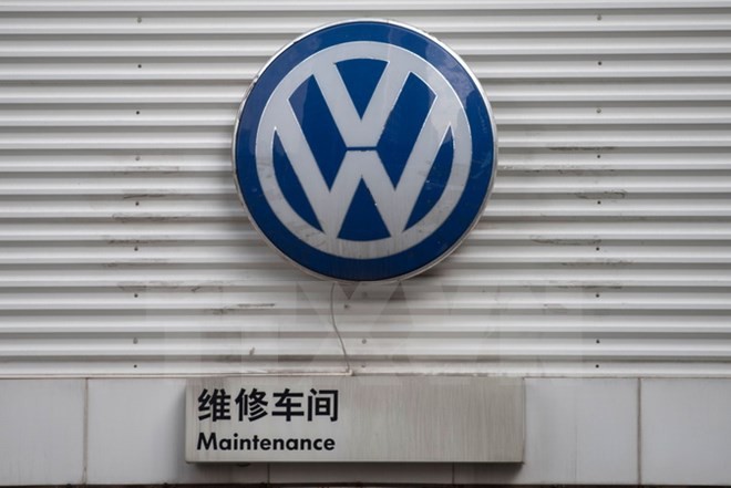 Biểu tượng Volkswagen tại Bắc Kinh, Trung Quốc. (Nguồn: AFP/TTXVN)