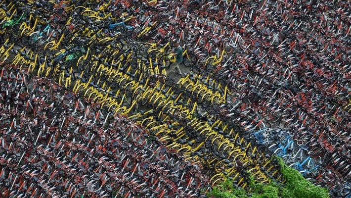 "Núi" xe đạp theo mô hình chia sẻ tại Trung Quốc - Ảnh: Getty Images.