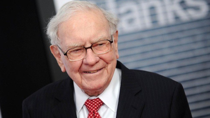 Nhà đầu tư, tỷ phú Warren Buffett - Ảnh: AP/Business Insider.