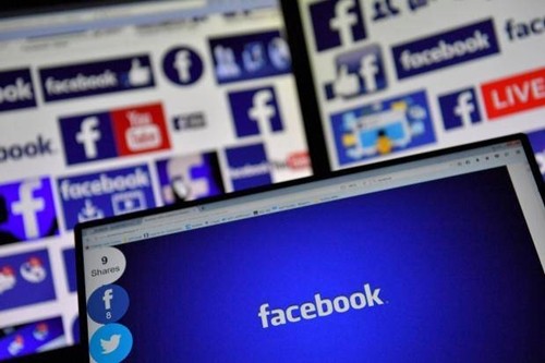 Facebook đang gặp rắc rối vì scandal liên quan đến dữ liệu người dùng. Ảnh:AFP