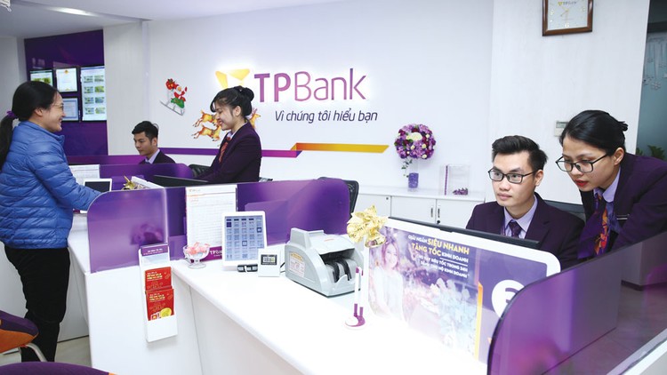 Lợi nhuận trước thuế năm 2017 của TPBank đạt 1.205 tỷ đồng, tăng trên 70% so với năm 2016. Ảnh: Tiên Giang