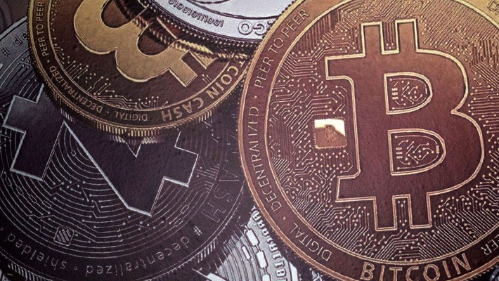 Sàn tiền ảo Hàn Quốc bị lục soát, giá Bitcoin rớt mốc 9.000 USD