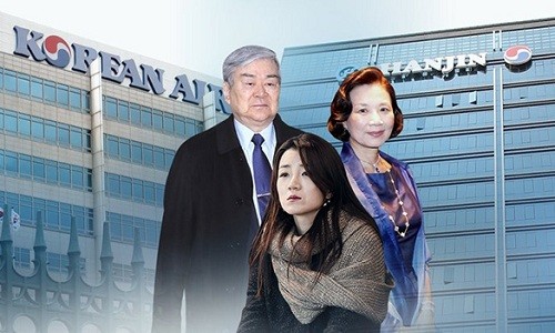 Chủ tịch tập đoàn Hanjin Cho Yang-ho (trái) cùng vợ và con gái út. Đồ họa:Korea Times.