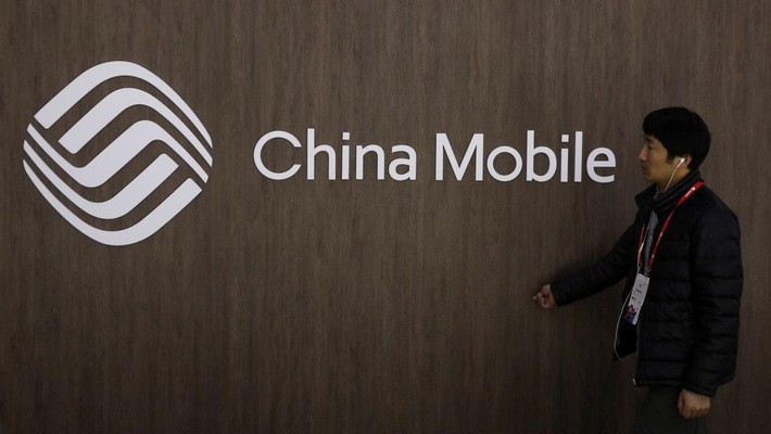China Mobile là nhà mạng di động lớn nhất thế giới, với khoảng 899 triệu thuê bao - Ảnh: Reuters.