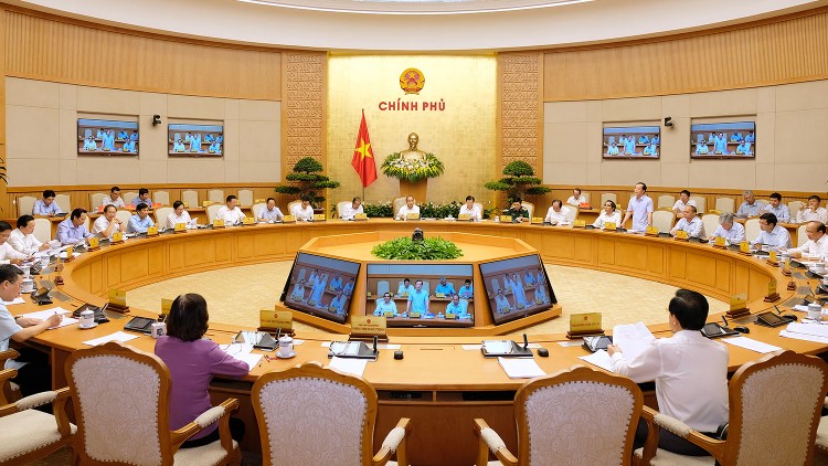 Thủ tướng Nguyễn Xuân Phúc chủ trì Phiên họp Chính phủ thường kỳ tháng 6/2018. Ảnh: Hiếu Nguyễn
