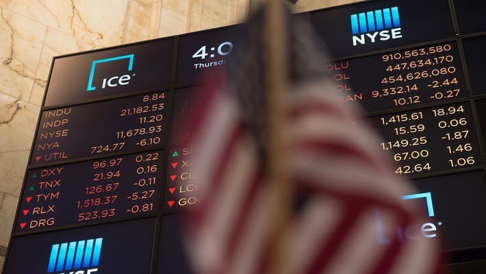 Một bảng giá cổ phiếu trên sàn NYSE ở New York, Mỹ - Ảnh: Getty/Market Watch.