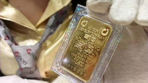Mỗi lượng vàng SJC hiện đắt hơn thế giới 2,8 triệu đồng.
