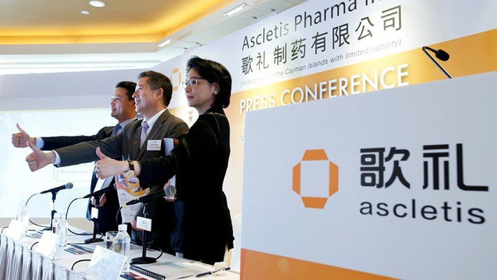 Các nhà lãnh đạo của công ty dược Ascletis tại một cuộc họp báo - Ảnh: Caixin.